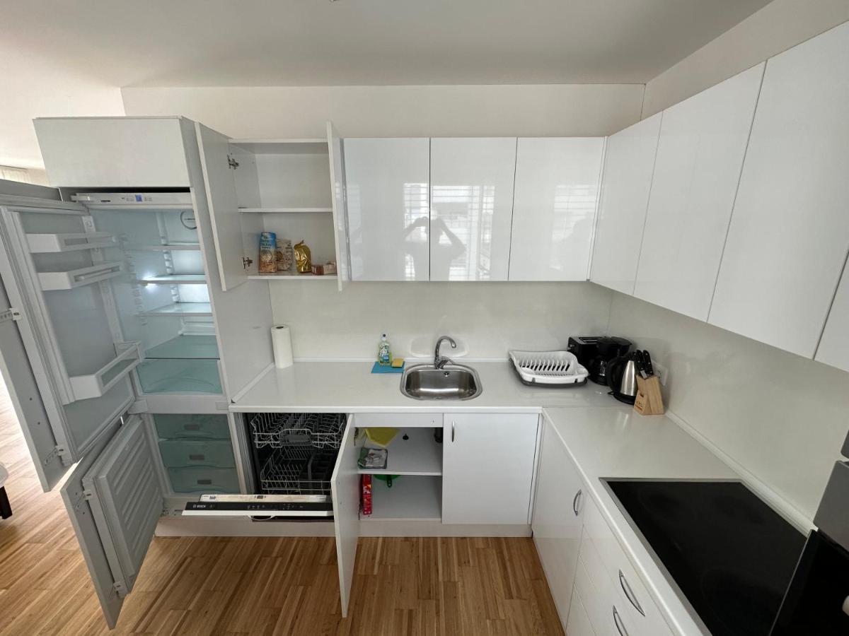 Hauptbahnhof Ferienwohnung Am Park Wien Exteriör bild